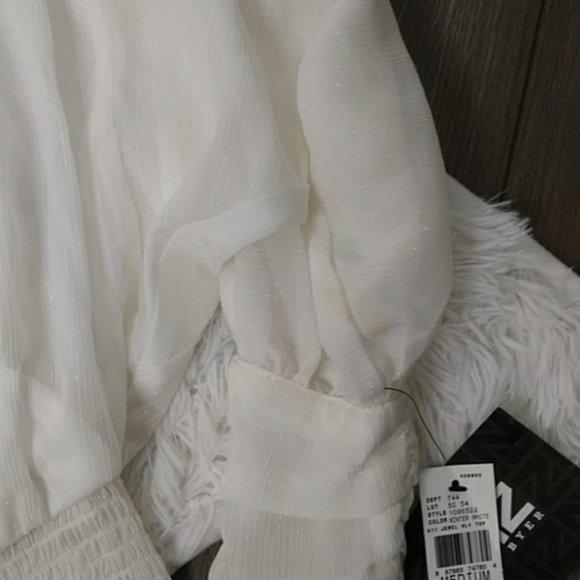 2/$24 IZ Byer Sheer Shimmer White Top Blou… - Picture 10 of 10